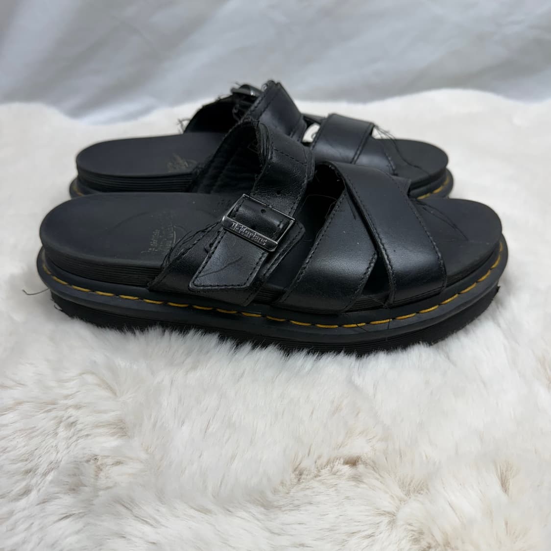 240) 닥터마틴 블레어 화이트 하이드로 슬리퍼 상품이미지3