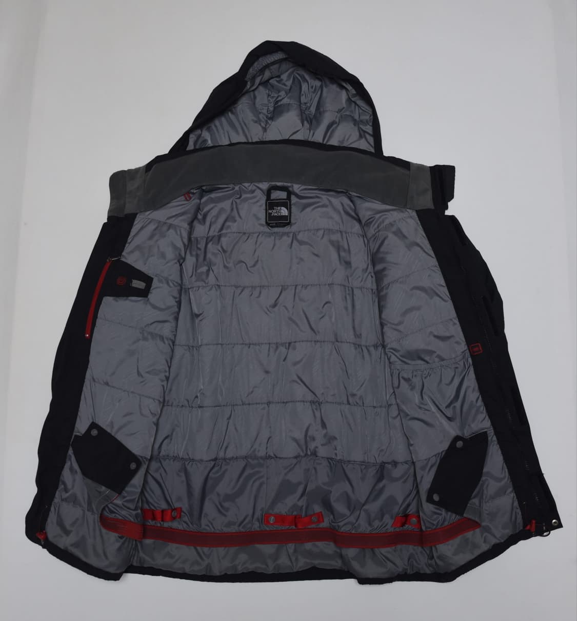 노스페이스 남성 HyVent 블랙 패딩 상품이미지2