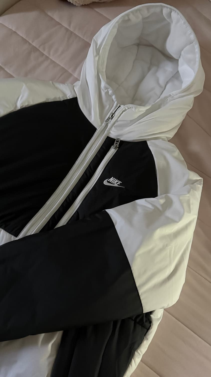 나이키 써마핏 후드 패딩 자켓 상품이미지1