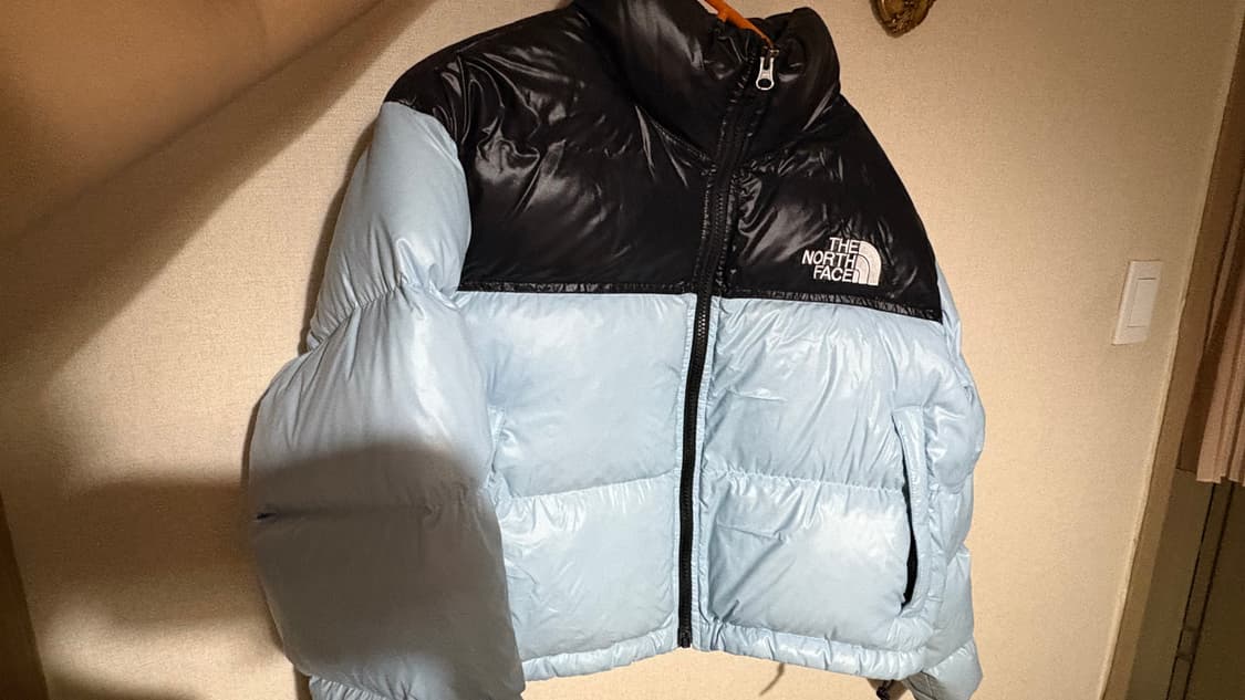 노스페이스 눕시 숏패딩(크롭) 베타블루 해외판 상품이미지4