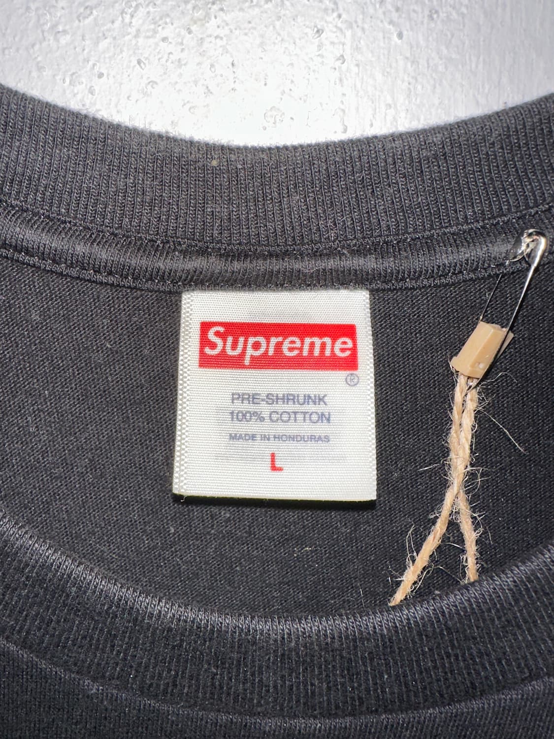 슈프림 퍽 머니 티셔츠 블랙 - 24FW 상품이미지5