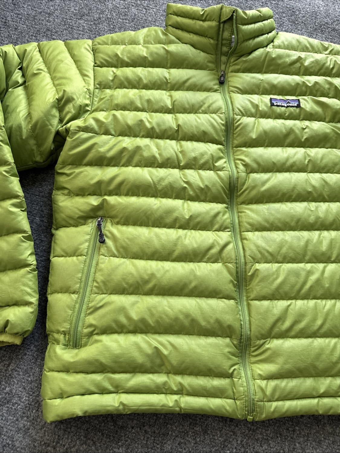 파타고니아 멘즈 경량패딩 라임 상품이미지2