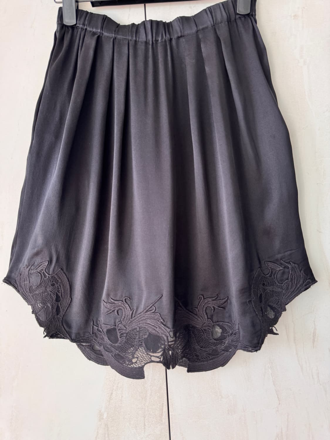 새상품 컨디션 IRO 실크 레이스 포켓스커트 (44사이즈,55가능) 상품이미지5