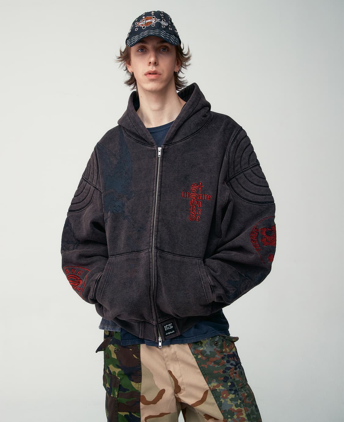 인세인개러지  패디드 숄더 후디 빈티지 블랙 1사이즈 후드집업 상품이미지3