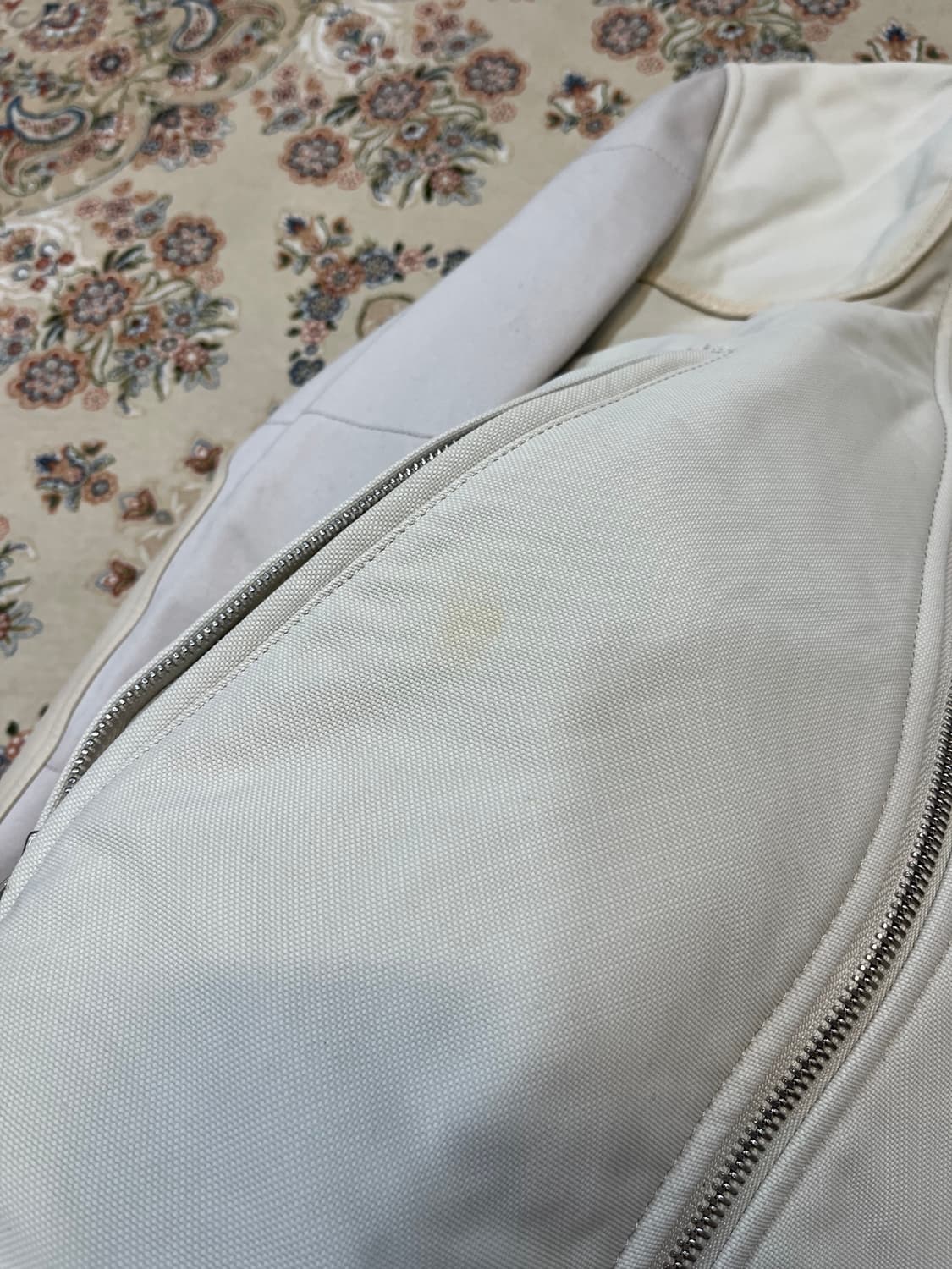 솔리드옴므 우영미 사선 하이넥 레더패치 자켓 상품이미지5