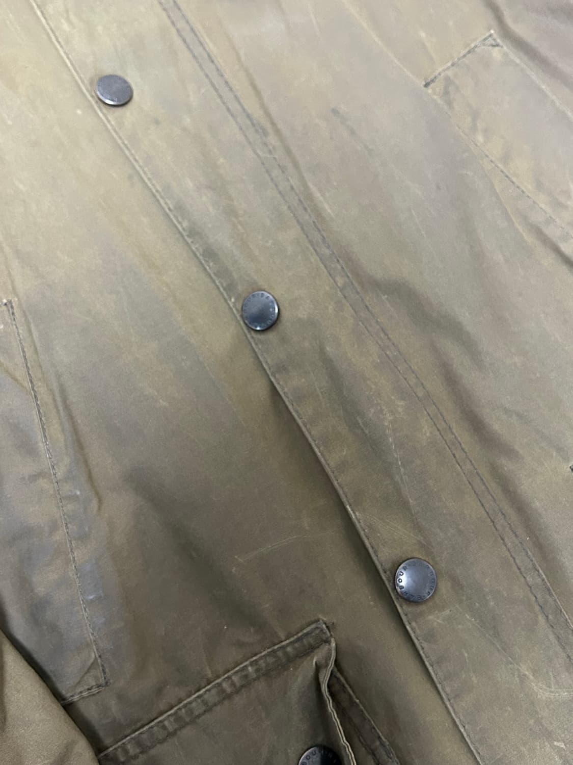 바버 클래식 타탄 올리브 비데일 왁스 자켓 상품이미지4