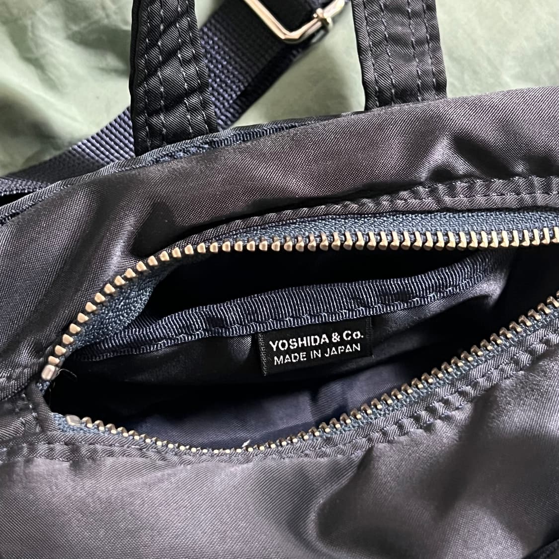 포터 하울 투웨이 보스턴백 미니 네이비 상품이미지7