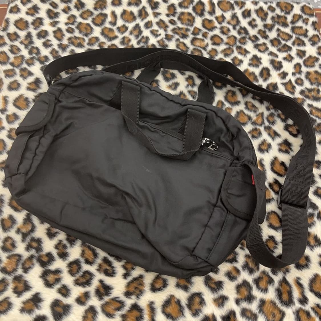 디키즈 올드스쿨 캐주얼 스포티 크로스백 F C09604 상품이미지4