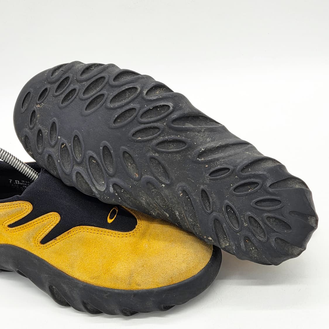 오클리 90's Arrowhead 슬립온 옐로우 (250) 상품이미지3