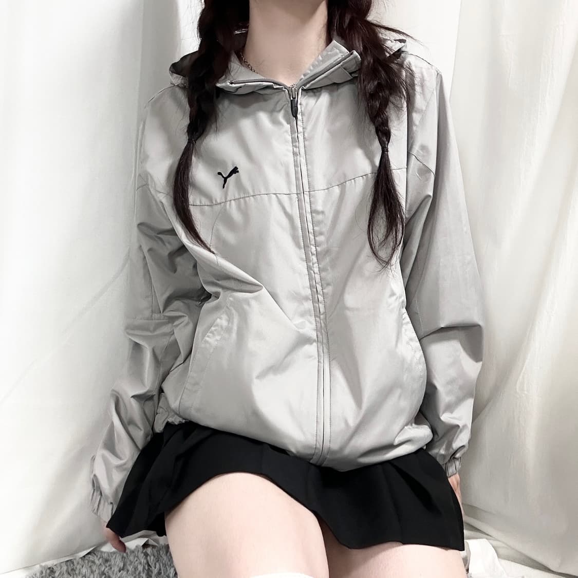 푸마 자수로고 그레이 바람막이 상품이미지2