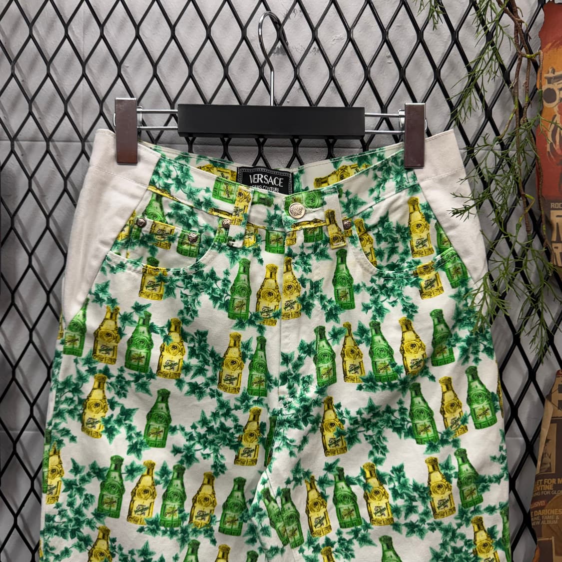 90s 베르사체 진스 꾸뛰르 보틀 프린트 데님 팬츠 화이트 상품이미지3
