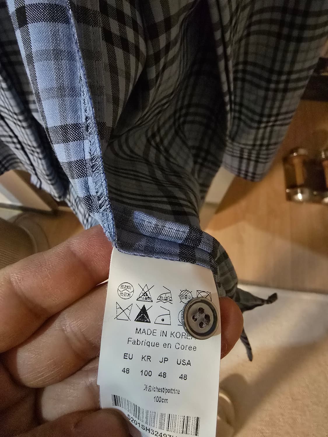 솔리드옴므 이중 레이어드 체크셔츠 48사이즈입니다. 상품이미지4