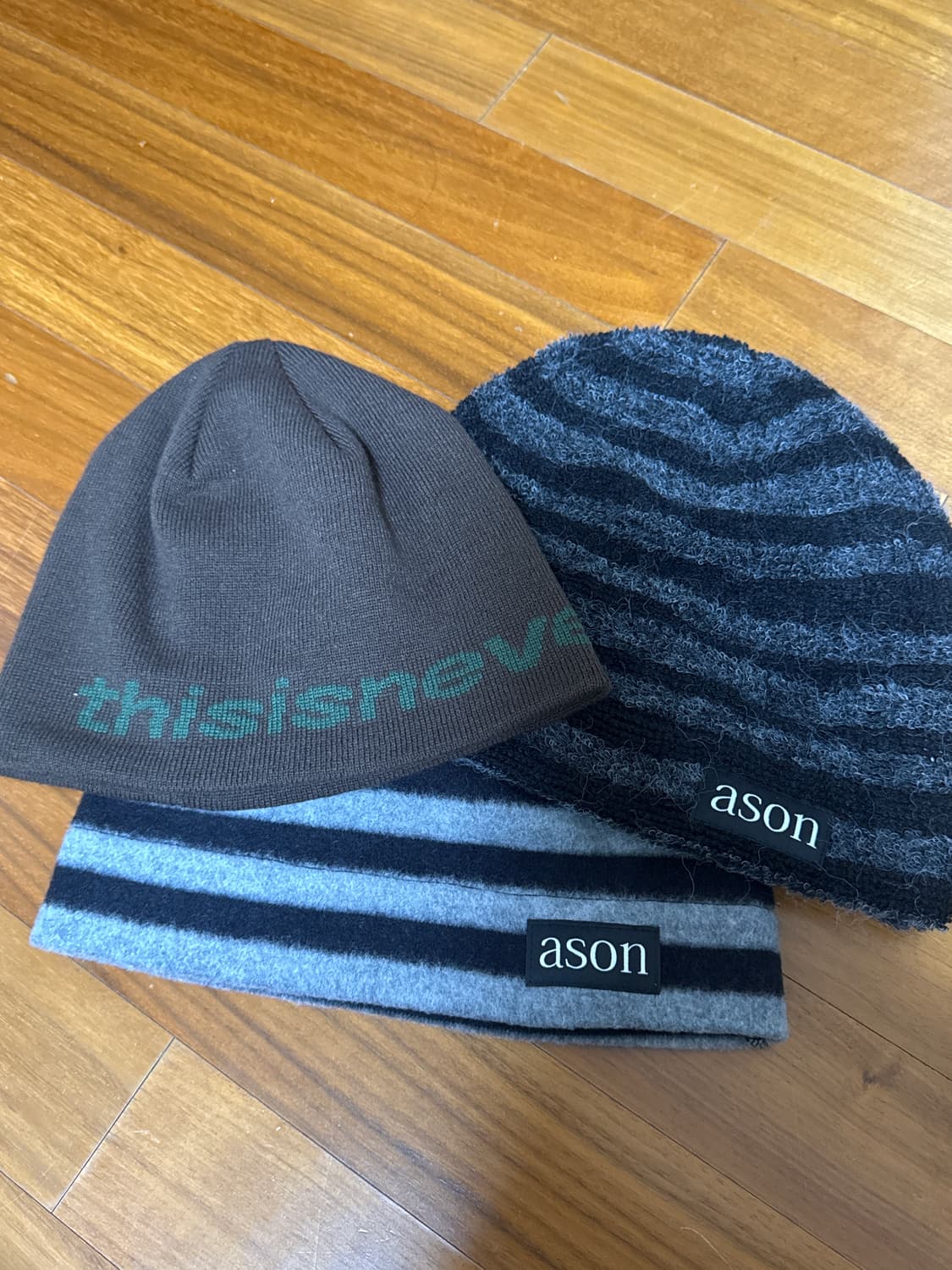 애즈온 비니, 디스이즈네버댓 비니 판매 상품이미지1