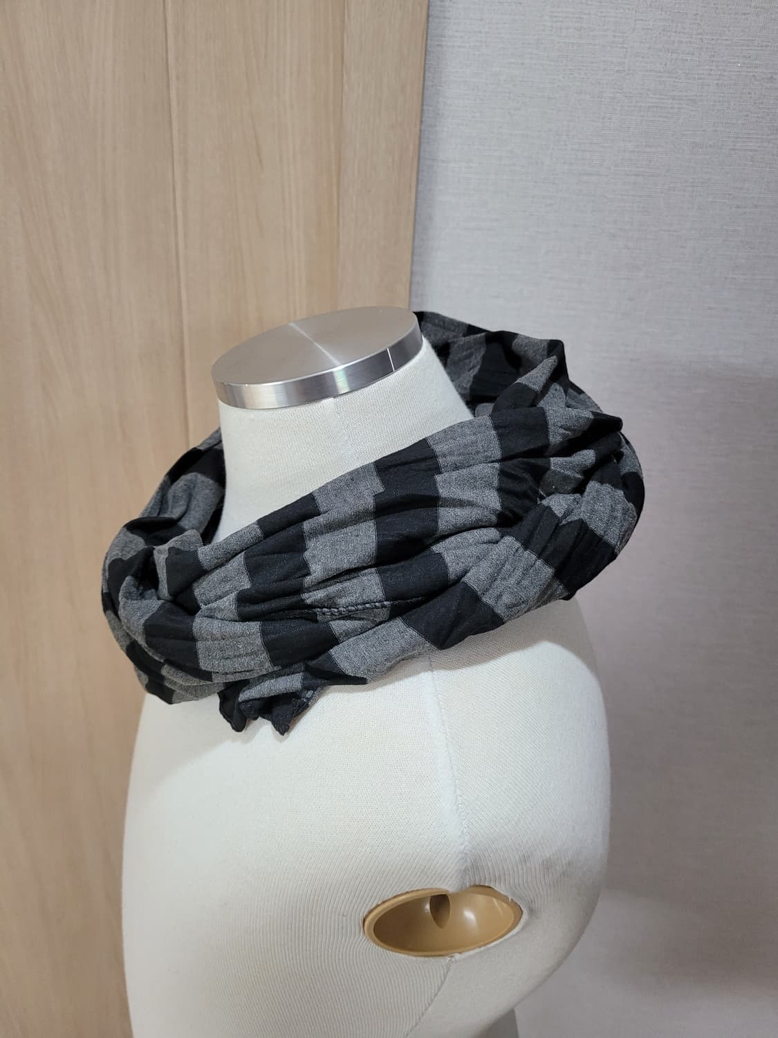 테이트 TATE 스트라이프 머플러 블랙/그레이 상품이미지6