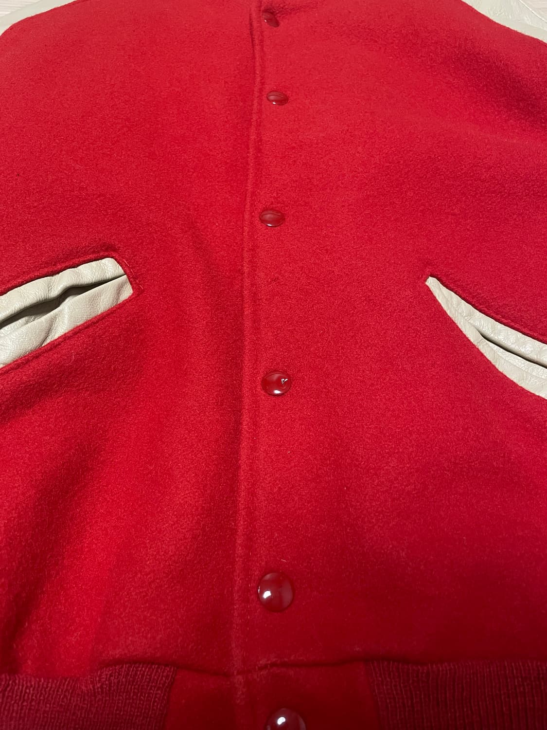 DeLong 바시티 자켓 M 판매합니다. 상품이미지4