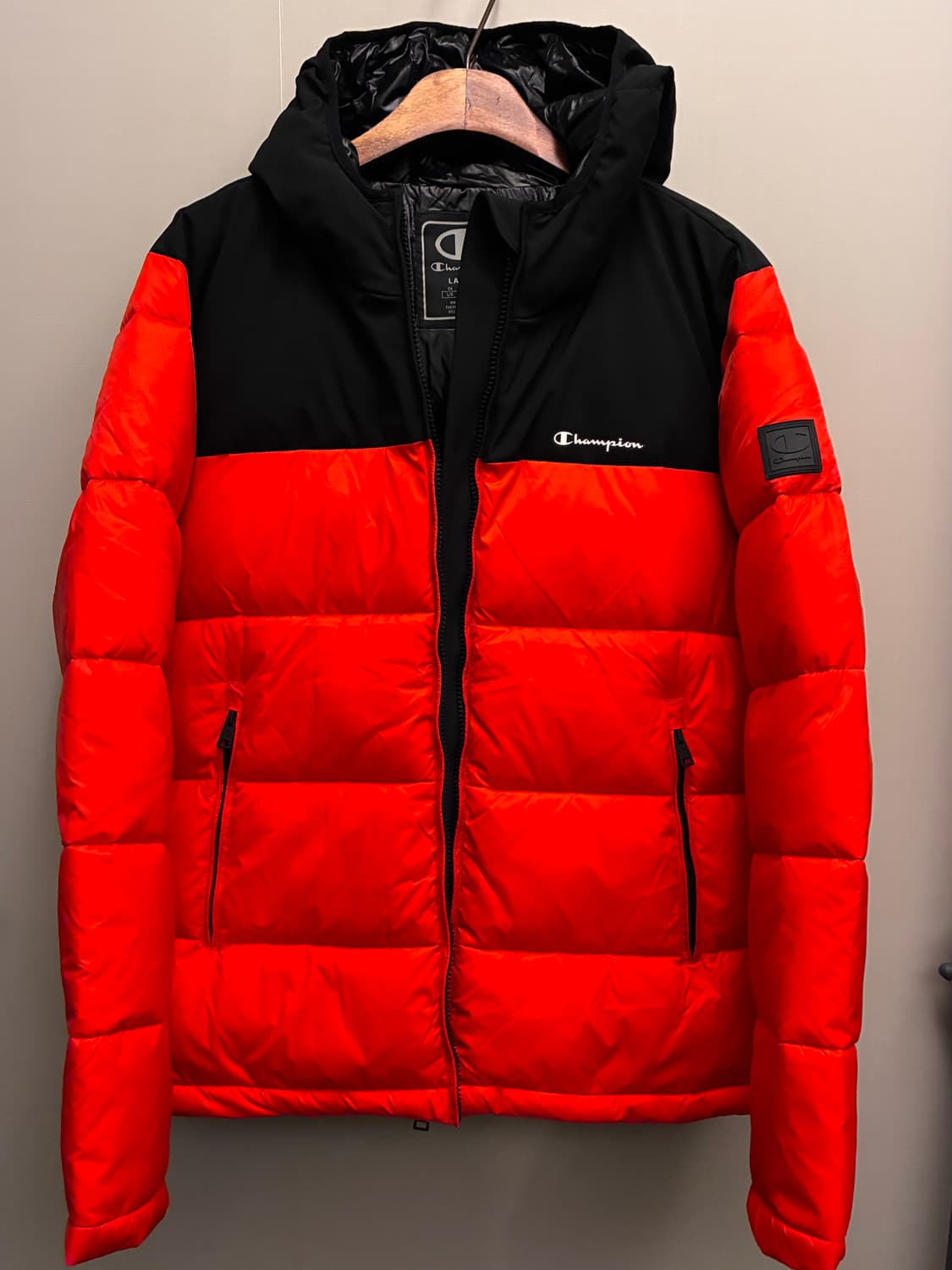 (L~XL)챔피온 EU 배색 후드 푸퍼 패딩 다운 블랙 레드 상품이미지9