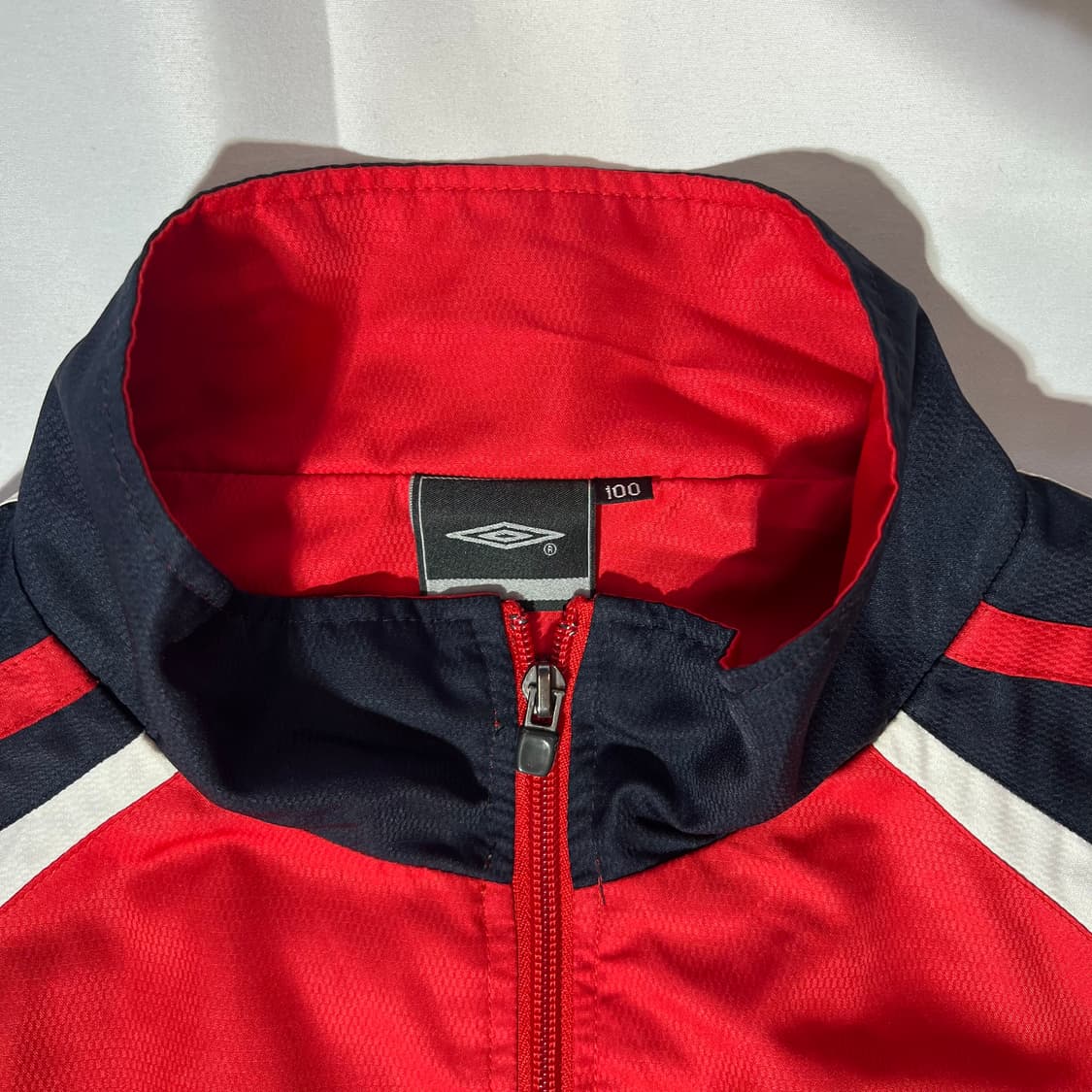 [100]엄브로 잉글랜드 올드스쿨 바람막이 상품이미지2