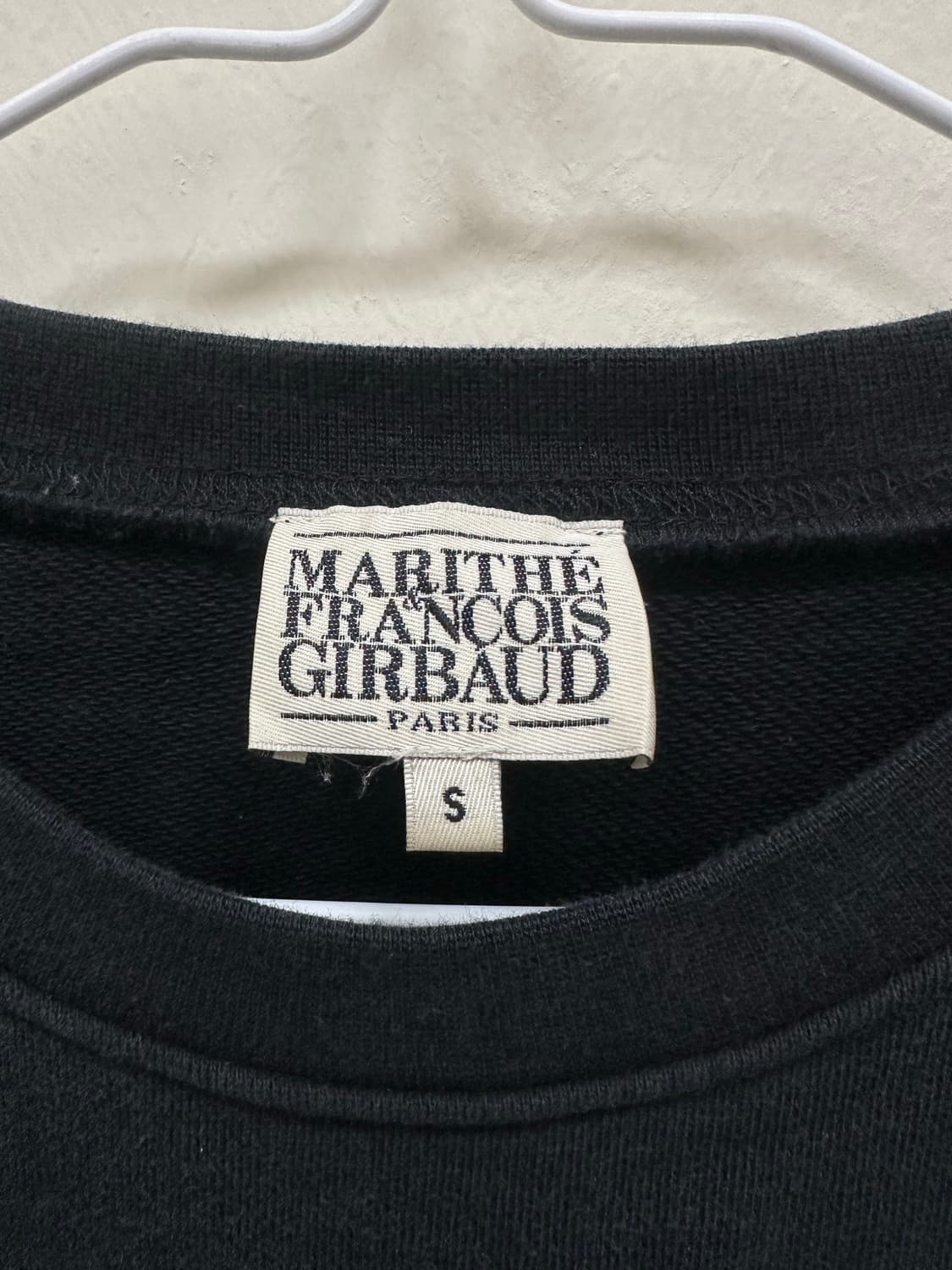 마리떼프랑소와저버 블랙 맨투맨 상품이미지3