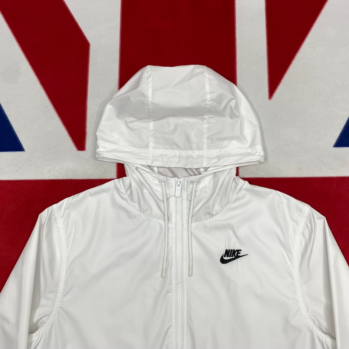 나이키 화이트 바람막이 L  상품이미지3