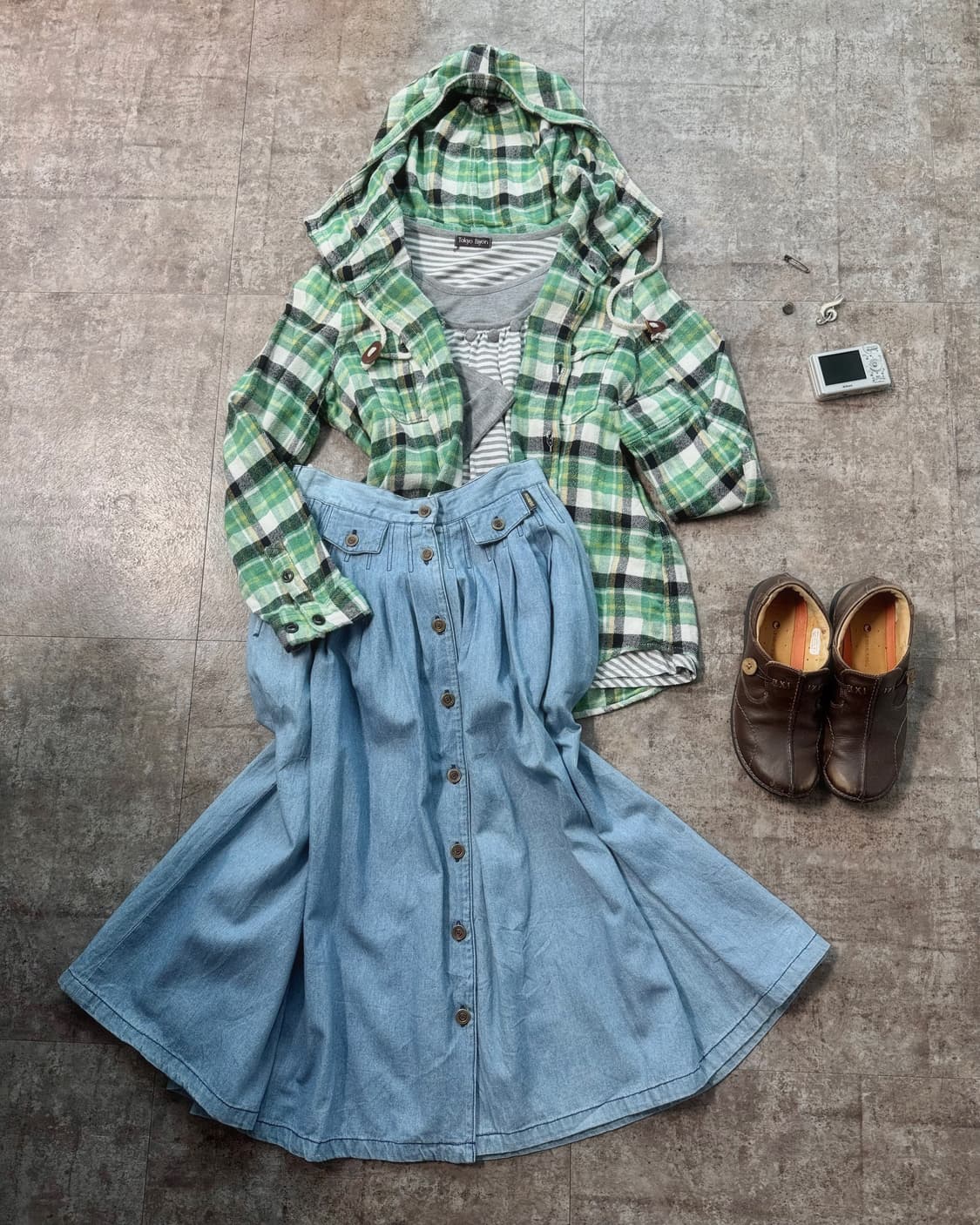 레이어드 버튼 넥 탑 상품이미지2