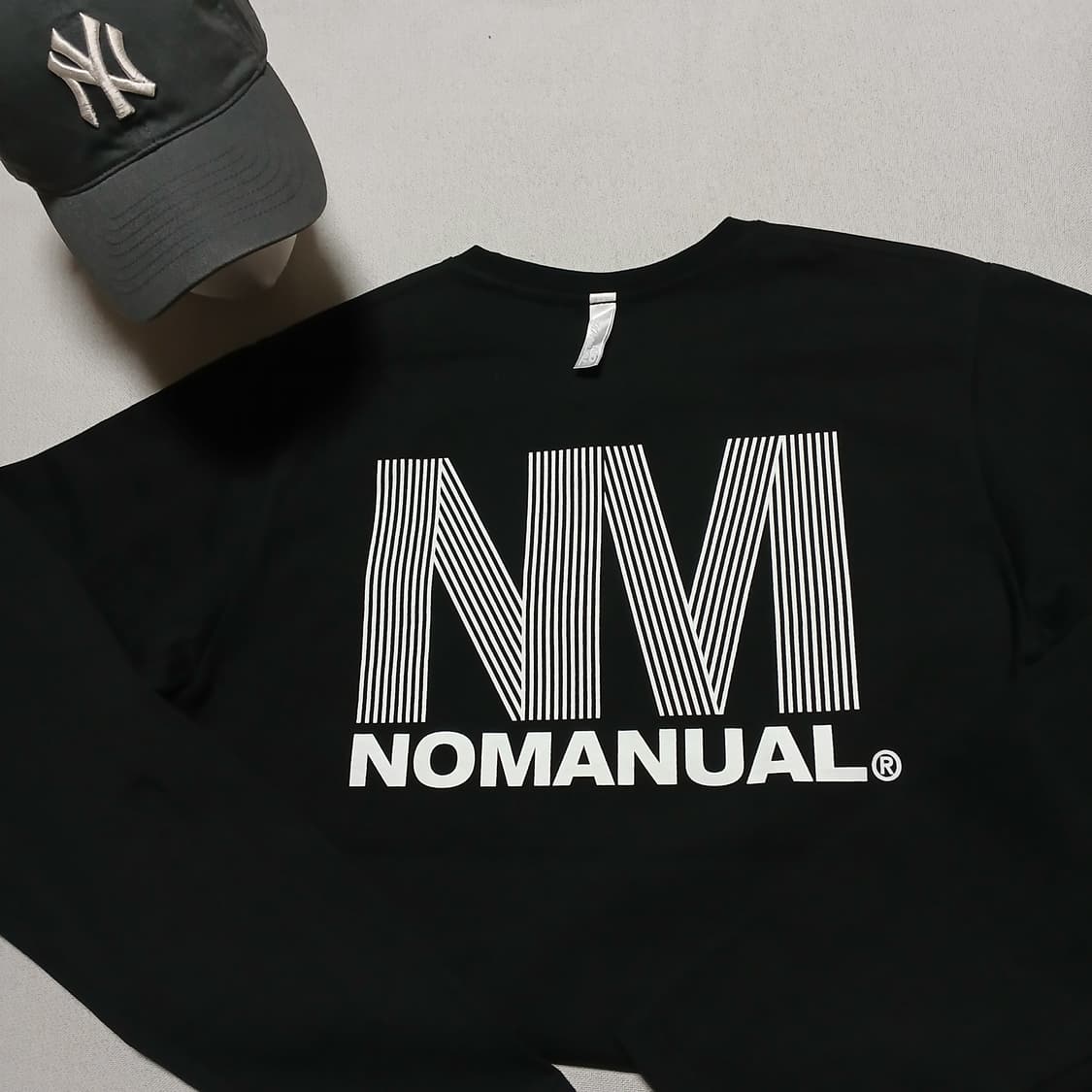 NM 노메뉴얼 슬리브 빳빳한원단 긴팔티 상품이미지2