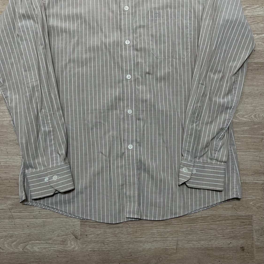 지방시 맨 클래식 스트라이프 셔츠 [라이트 베이지] XL/105 상품이미지3