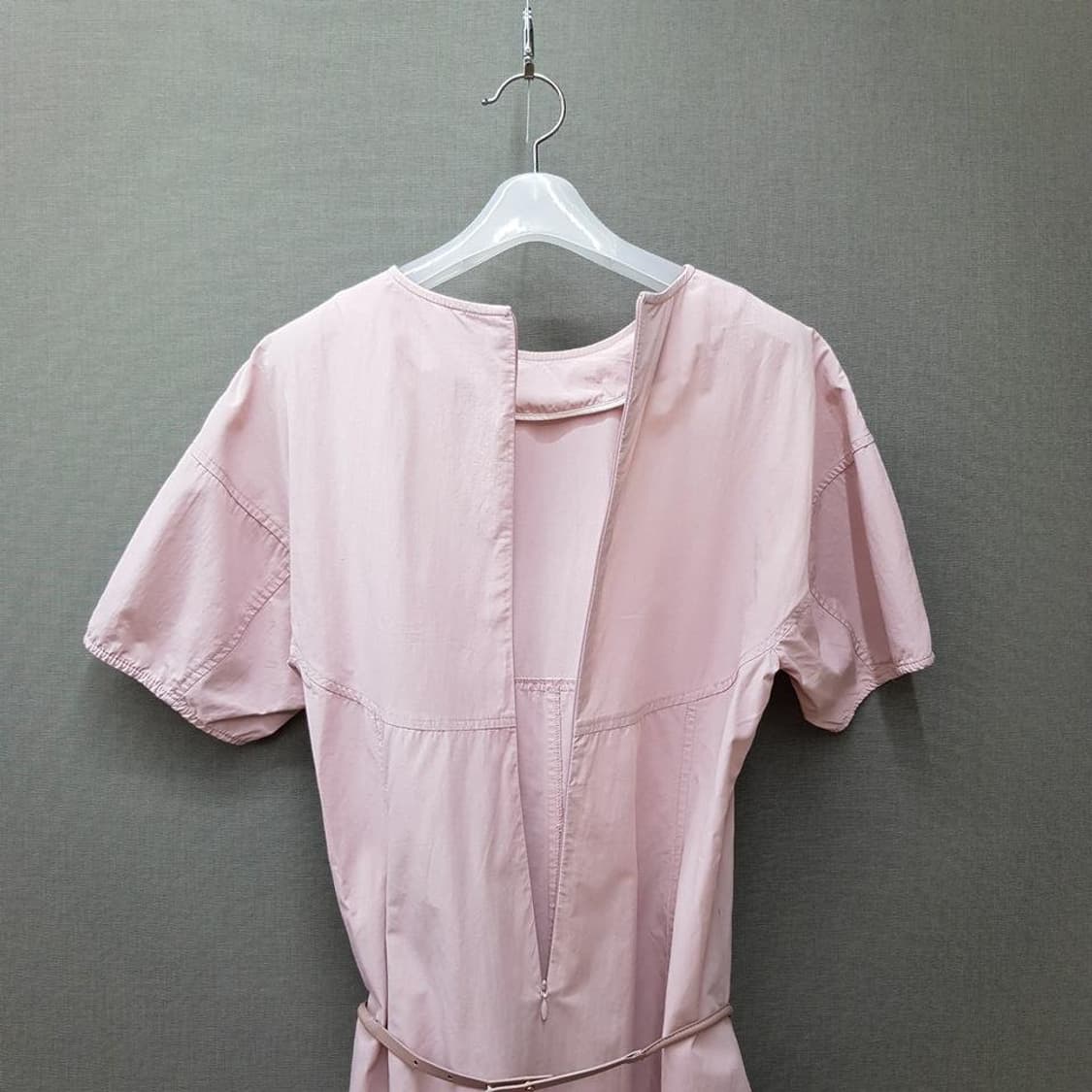 한섬 SJSJ 2021 벨트 포인트 반팔 원피스 76-90-155사이즈 상품이미지6