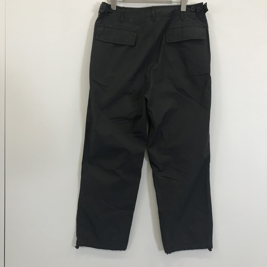 유니클로U 와이드핏 파라슈트팬츠 [82] 상품이미지3