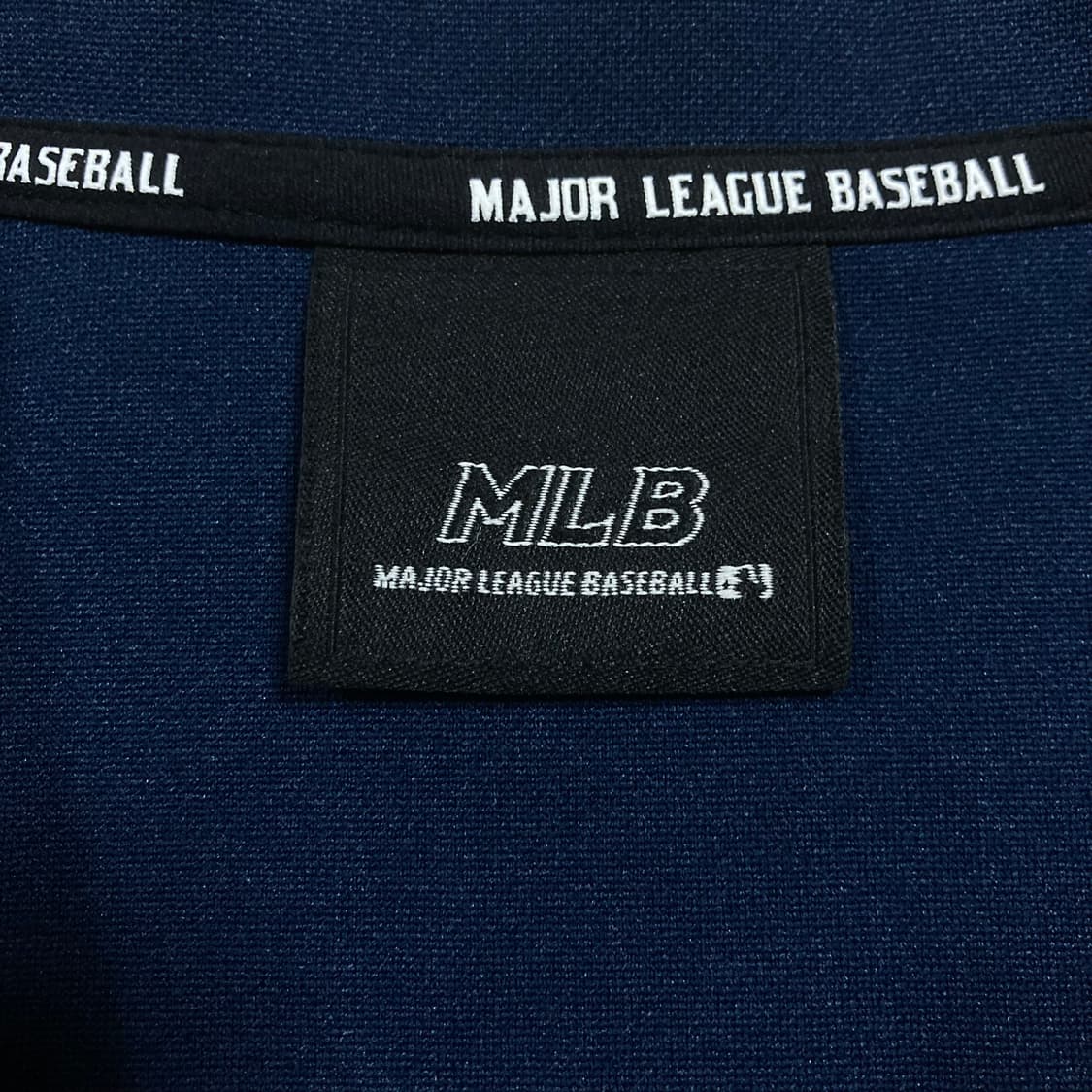 MLB 뉴욕양키스 스몰 로고 사이드 라인 네이비 트랙탑 져지 상품이미지3