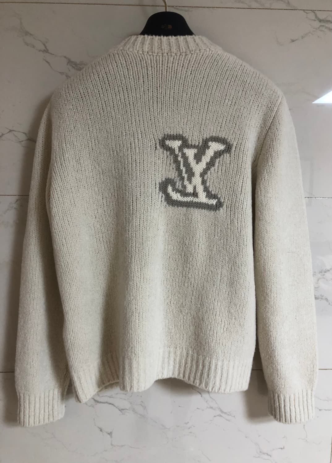 루이비통 인타르시아 크루넥 니트 상품이미지2