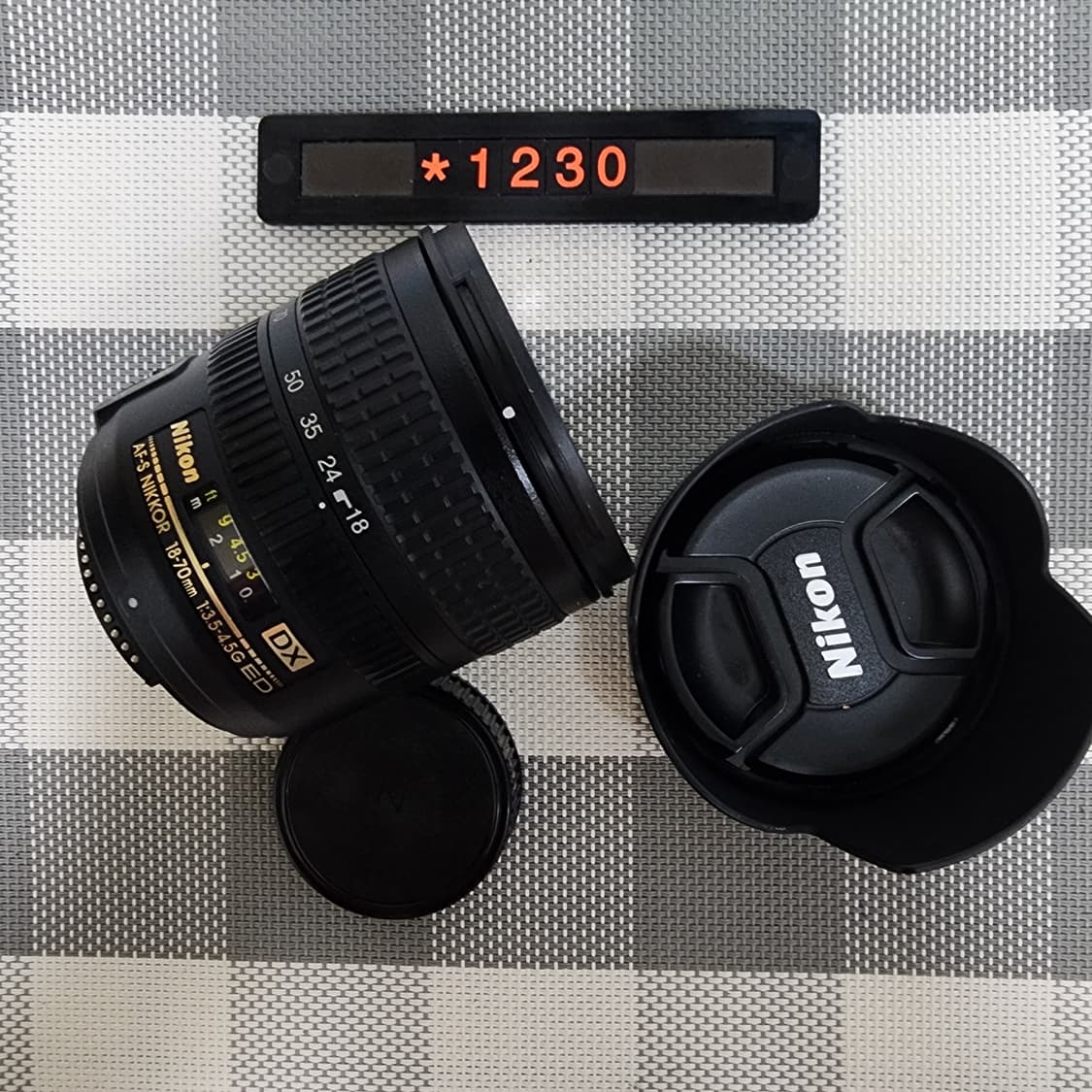 니콘 AF-S 마운트 줌 NIKKOR DS 18-70mm 렌즈 상품이미지3