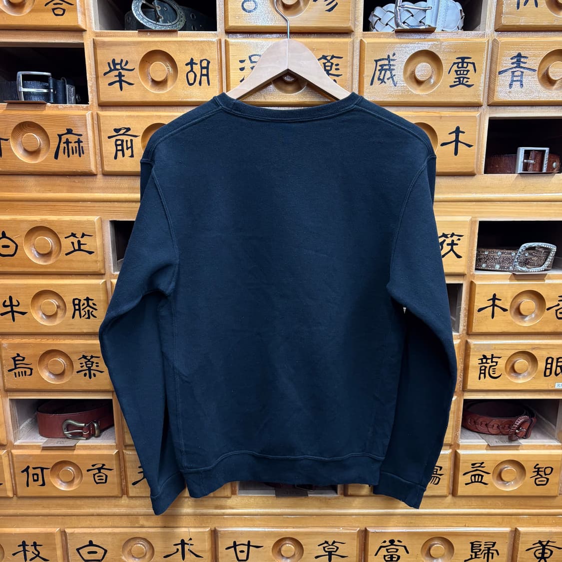 (M) 러셀 프린팅 오버핏 기모 맨투맨 상품이미지3