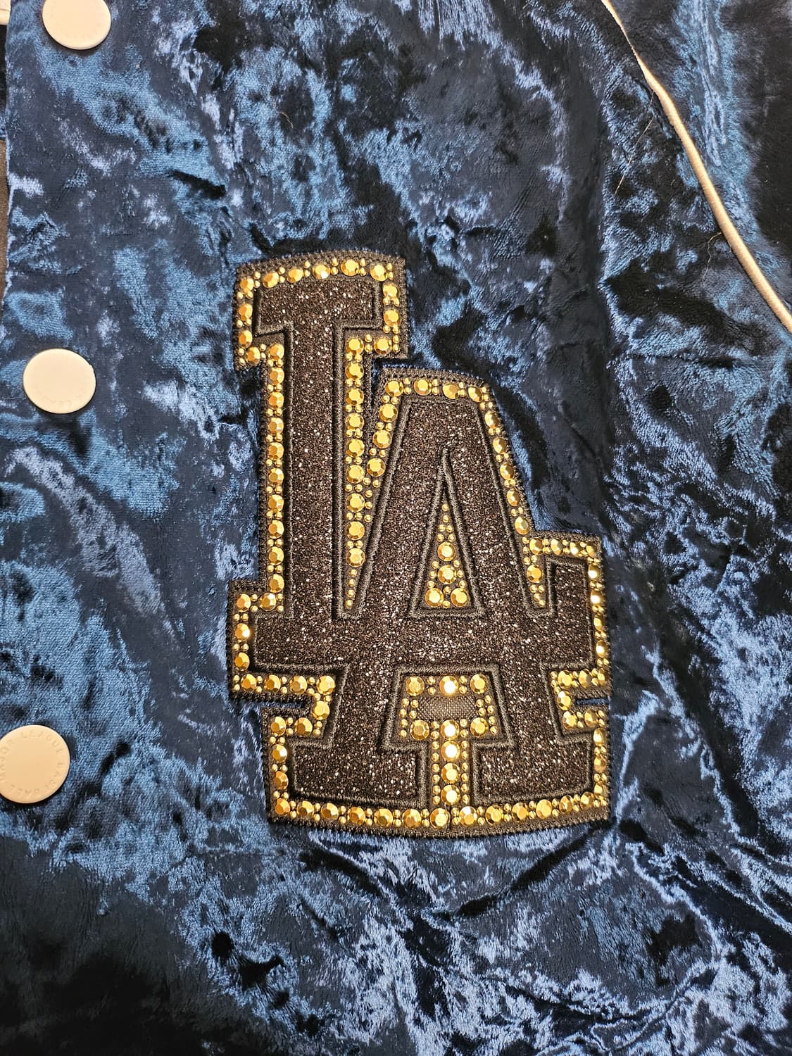 MLB와 KYE 콜라보 벨벳 스타디움 자켓 상품이미지2