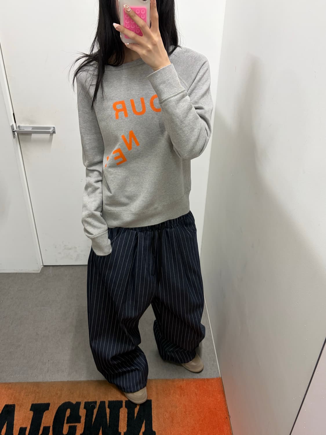 아크네 스튜디오 스웻셔츠 상품이미지3