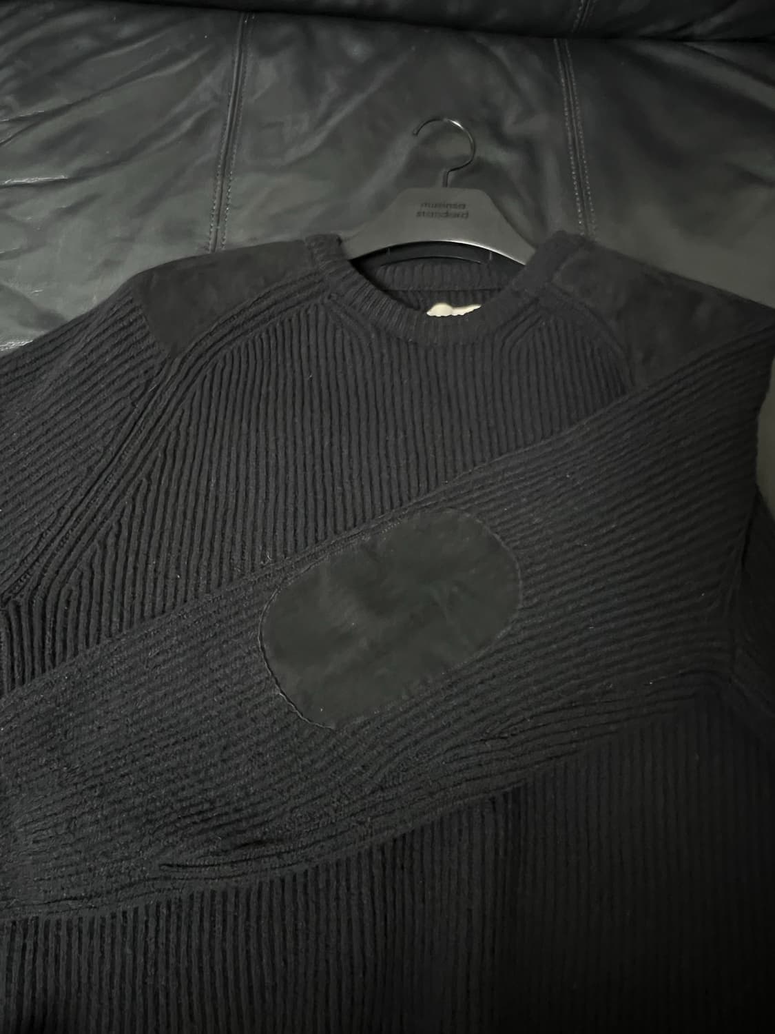 포터리 밀리터리 크루넥 니트 블랙-3사이즈 상품이미지3