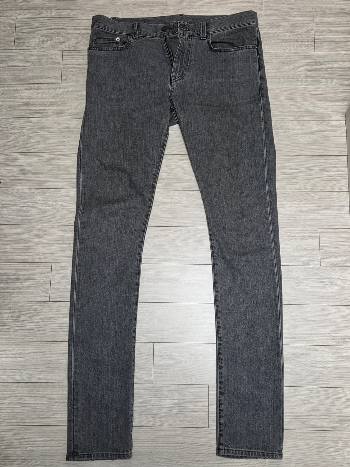 SAINT LAURENT 에디슬리먼 DO2
스키니진 상품이미지1