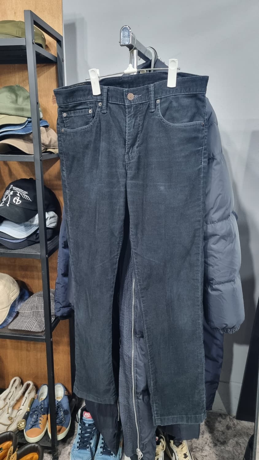 리바이스 슬림핏 골덴바지 허리단면42(32~33) 기장100 상품이미지1