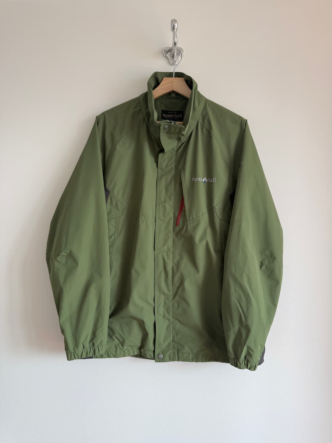 몽벨(mont-bell) 윈드브레이커 바람막이 상품이미지1