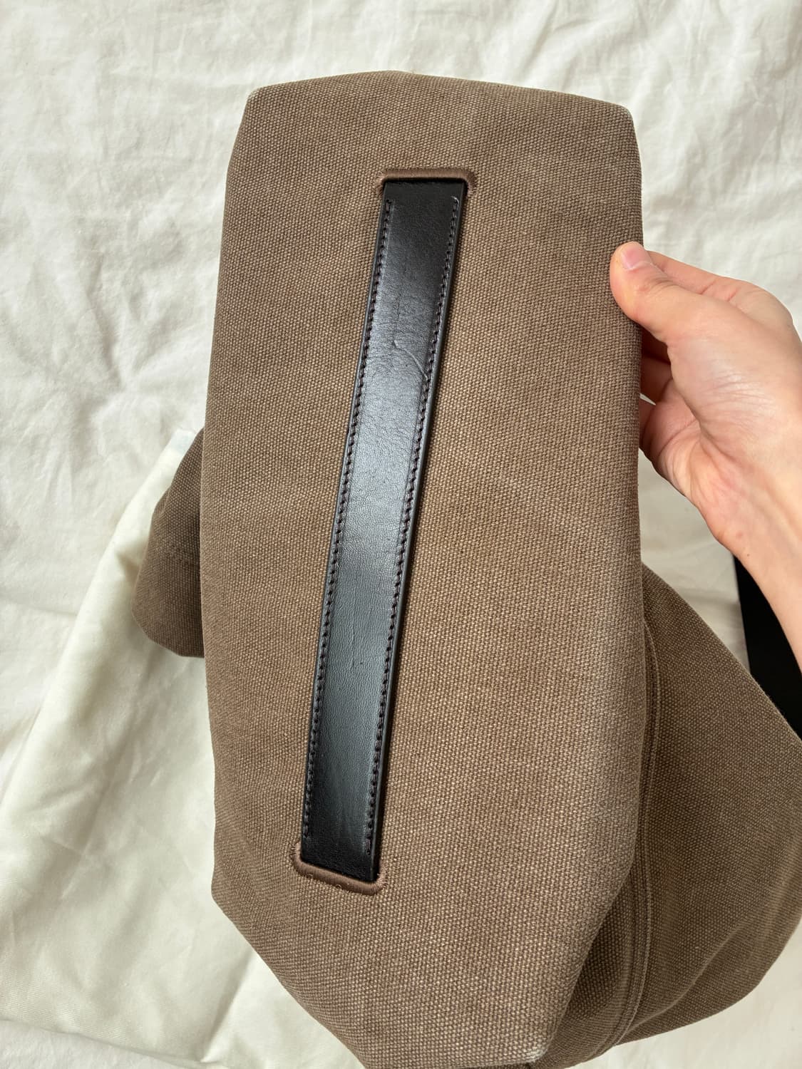 lemaire belted tote bag 르메르 벨트 토트백 상품이미지10