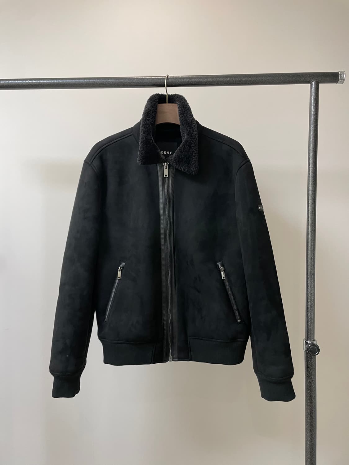 (L) DKNY 블랙 시어링 자켓 상품이미지2