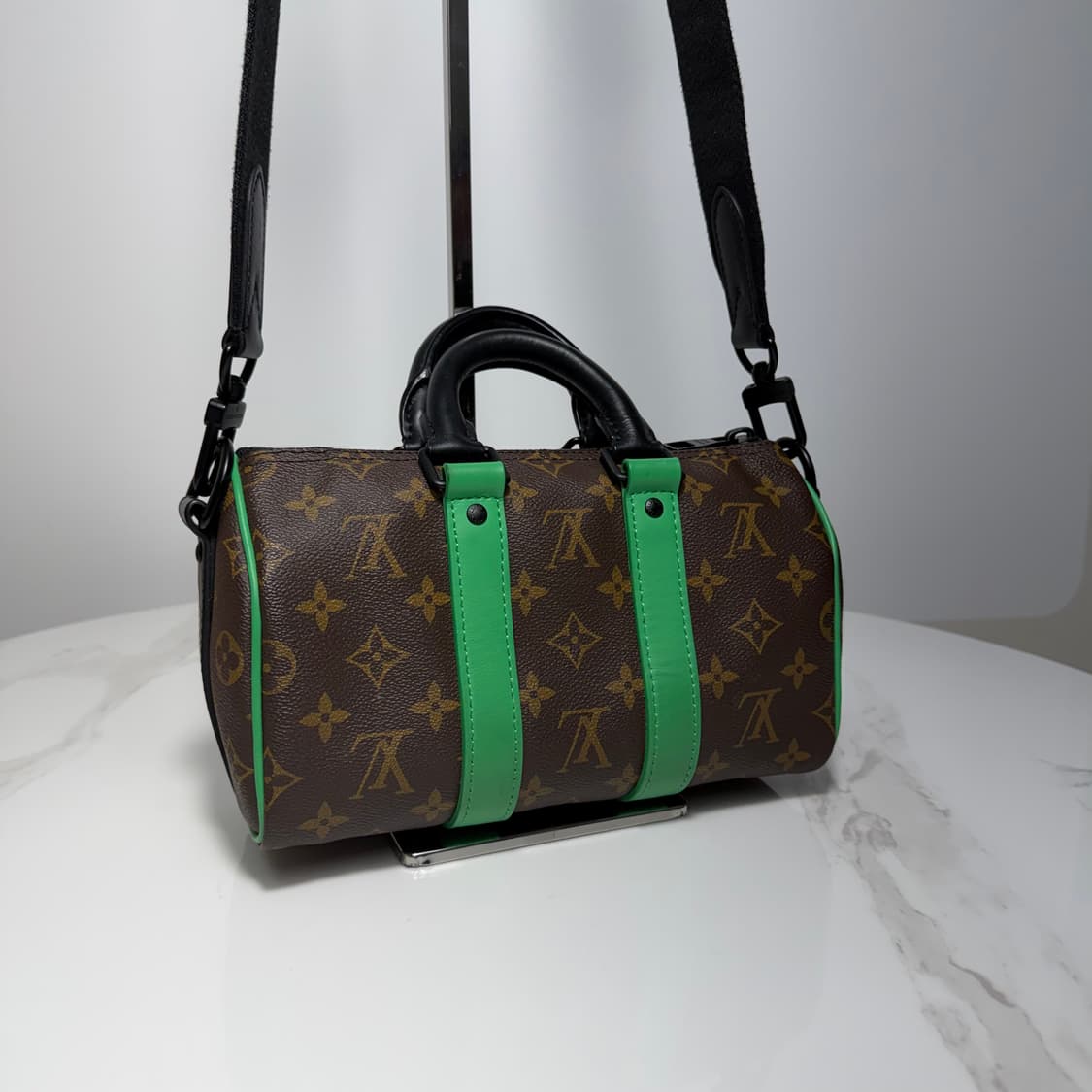 루이비통 반둘리에 키폴 25 크로스백 상품이미지3