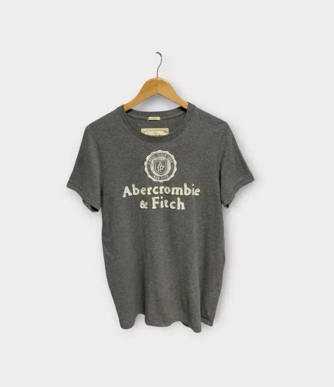 아베크롬비 A&F 빅로고 그레이 티셔츠 M 상품이미지1