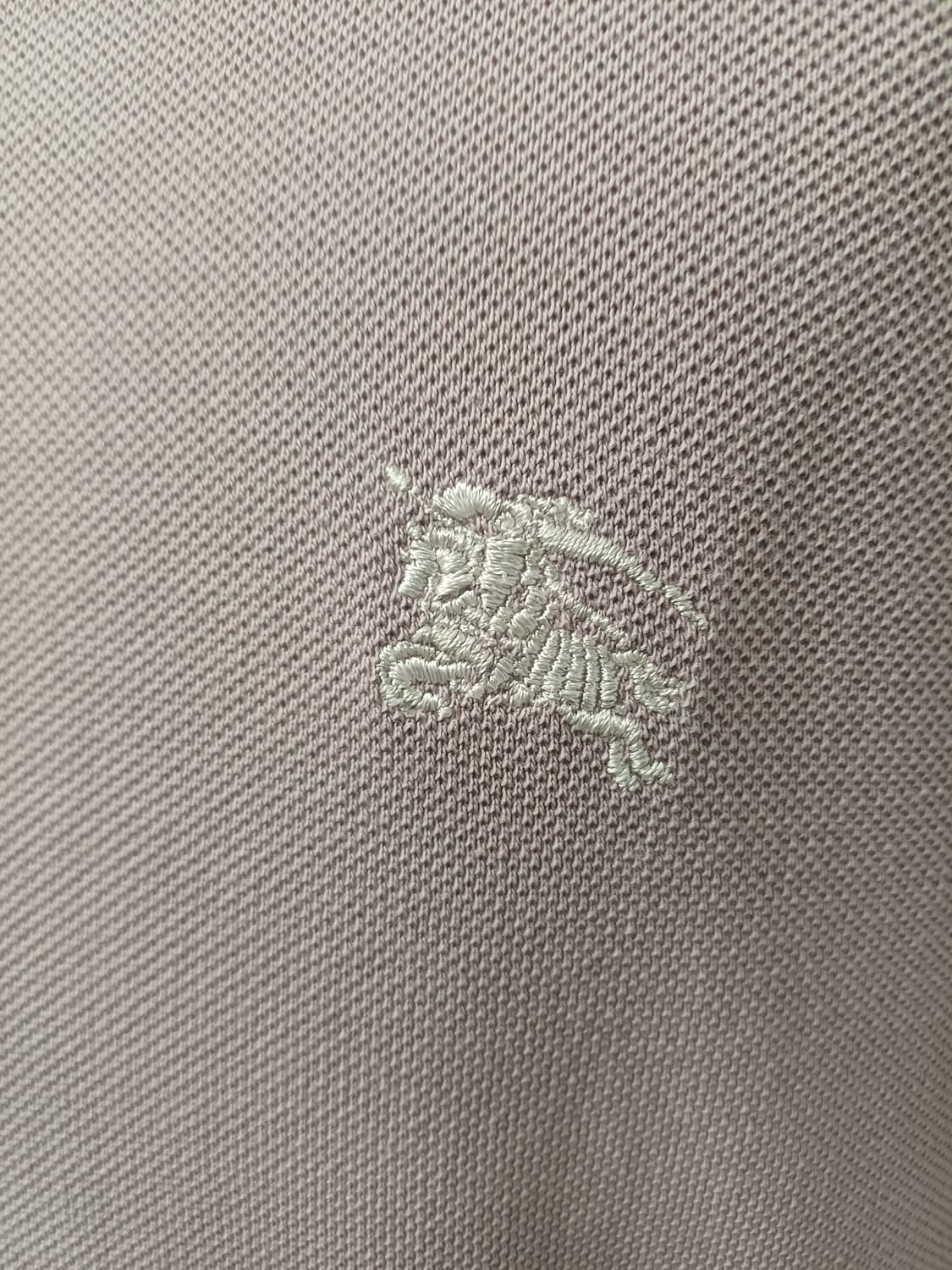 버버리 브릿 하우스체크 롱슬리브 폴로 셔츠 (라벤더 그레이) 상품이미지4