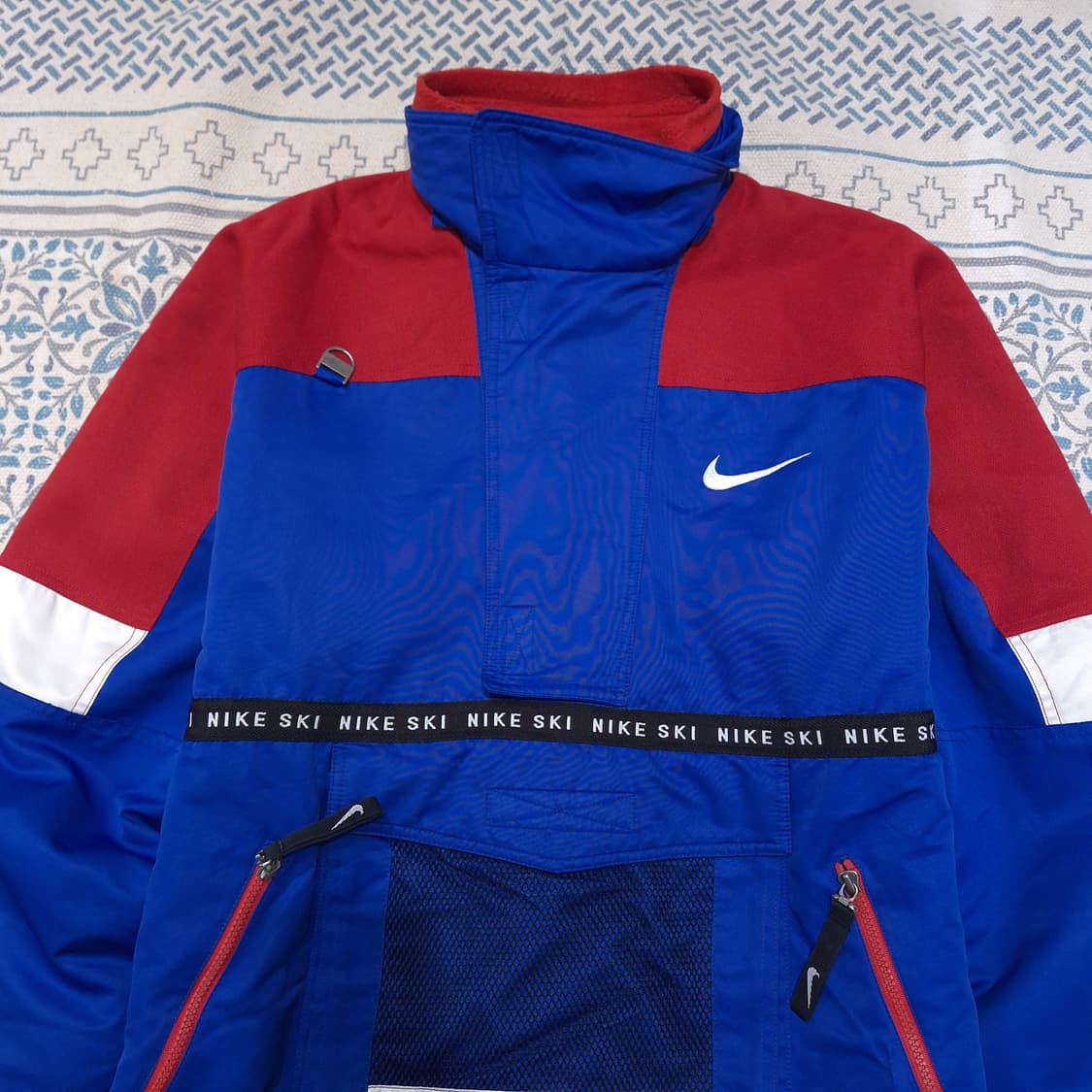 나이키 90s 블루 레드 멀티컬러 스우시 스펠아웃 메쉬포켓 스키 아노락 상품이미지5