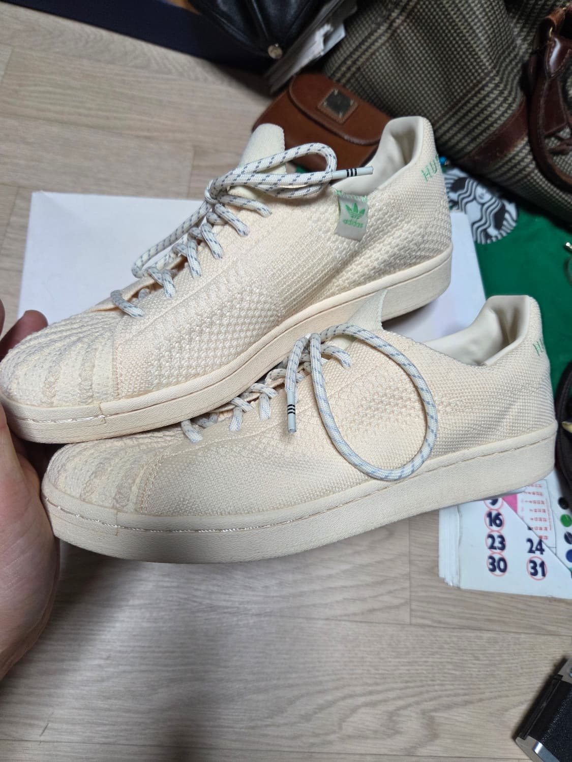 (새상품)휴먼메이드 아디다스 슈퍼스타 니트  상품이미지1