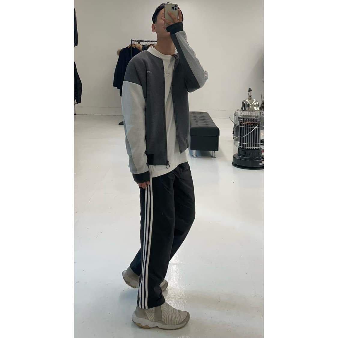 ADIDAS 레더텍스쳐 3라인 팬츠 상품이미지2