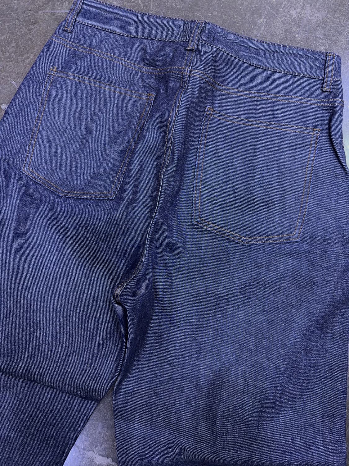 비슬로우 와이드 투턱 셀비지 데님팬츠 딥인디고 32 상품이미지6