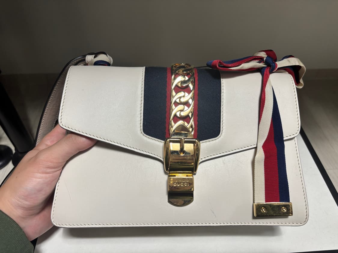 구찌 실비백 스몰 숄더백 상품이미지2