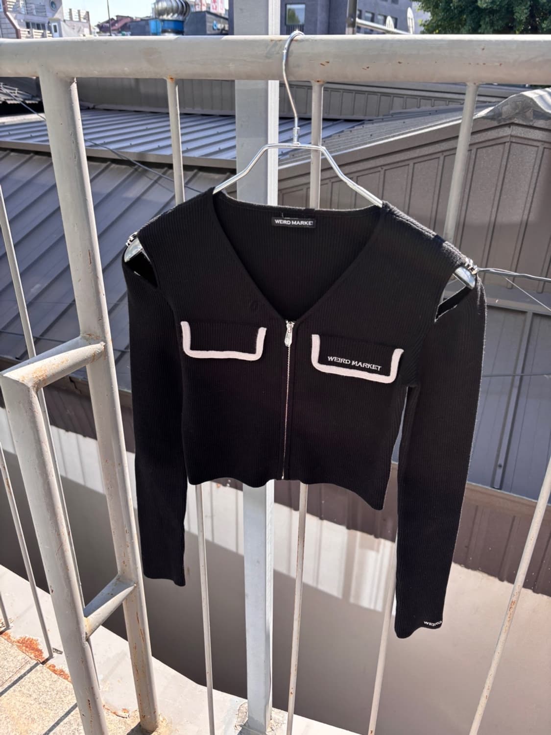 (New)weird Market Crop Knit 상품이미지1