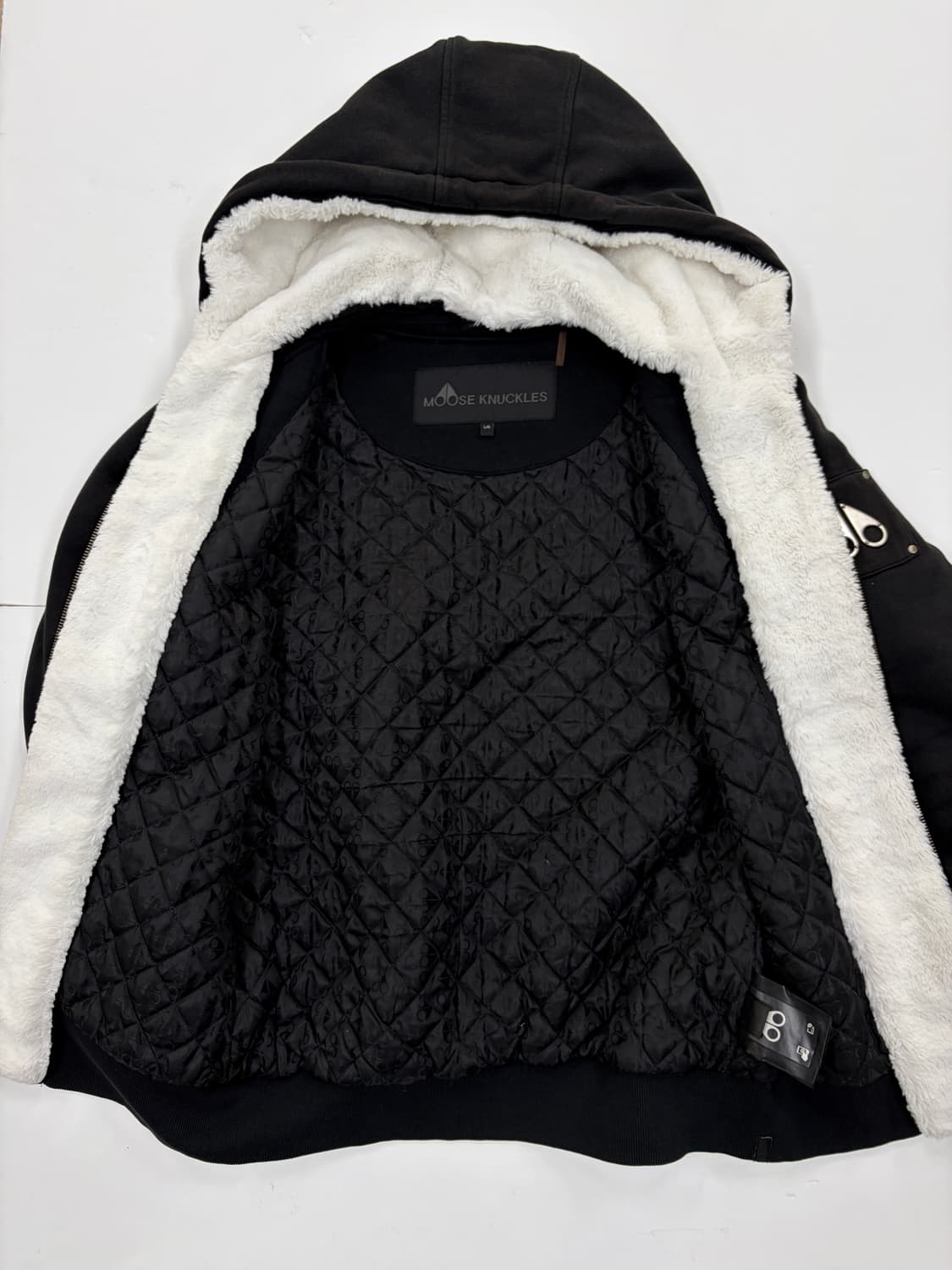 무스너클 버니스웨터 상품이미지3